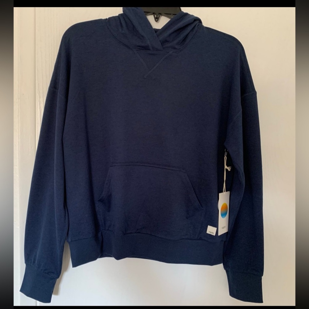 New VUORI Halo Modern Pullover Hoodie in Blue Coast Heather Size XS